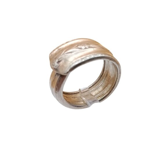 Vintage Silver Spoon Ring with Floral Engraving Wrap Ring - Picture 3 of 6